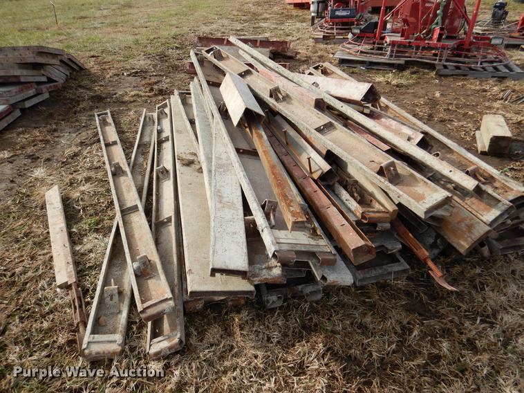 image for item DB9349 Curb forms