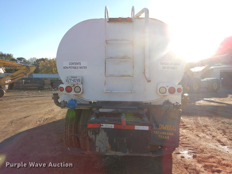 image for item DC0172 2012 Peterbilt 348 water truck