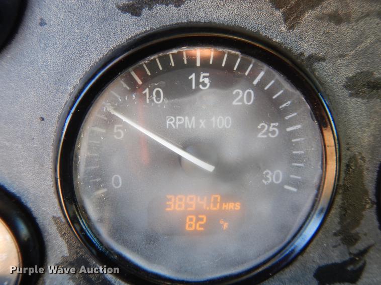 image for item DC0172 2012 Peterbilt 348 water truck