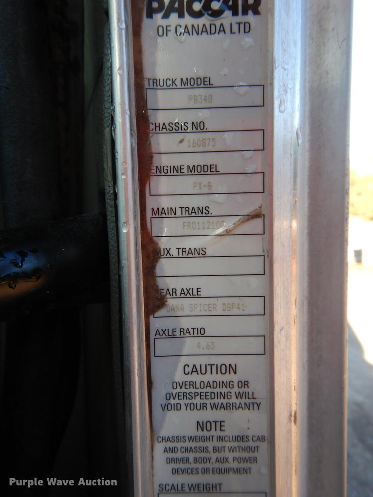 image for item DC0172 2012 Peterbilt 348 water truck