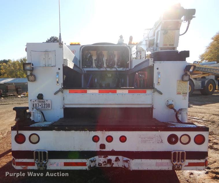 image for item DC0173 2007 Kenworth T300 service truck with crane