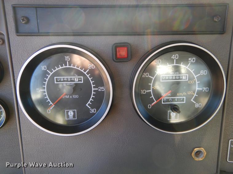 image for item DC0173 2007 Kenworth T300 service truck with crane