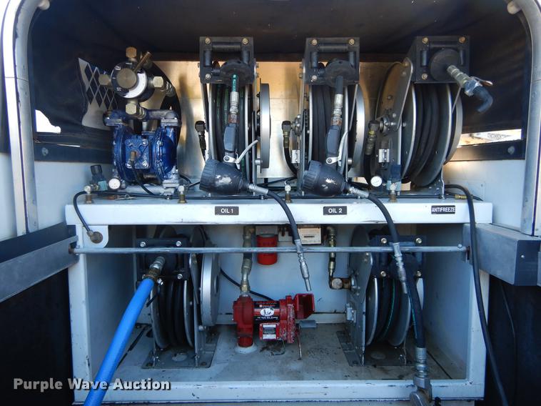 image for item DC0173 2007 Kenworth T300 service truck with crane