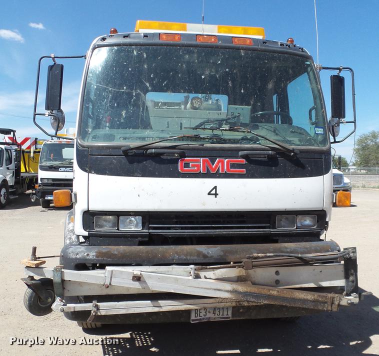 image for item DD1125 1997 GMC T6500 road striper truck