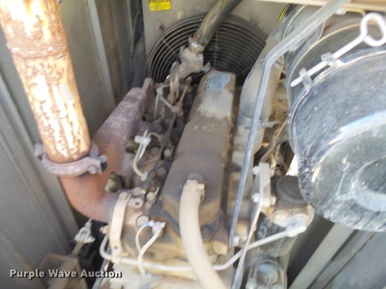 image for item DD1125 1997 GMC T6500 road striper truck