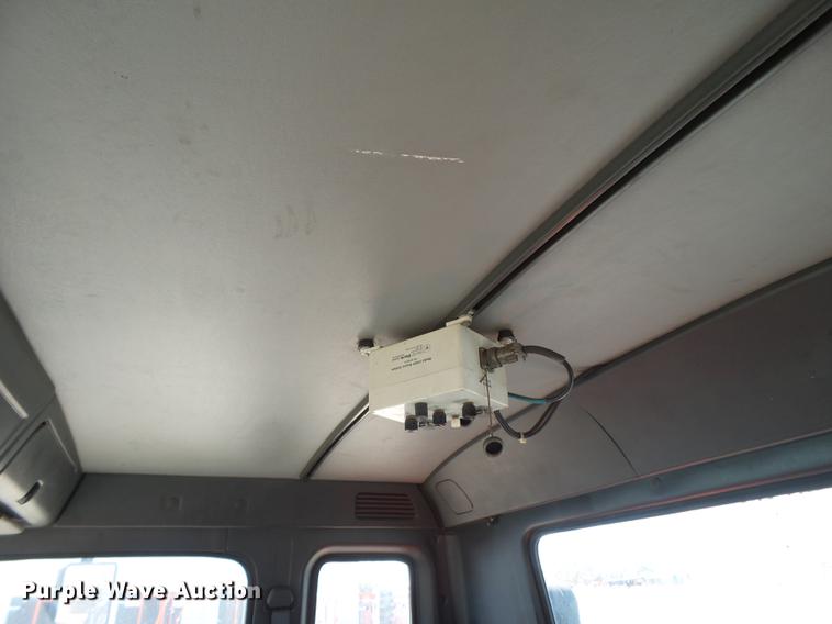 image for item DD1125 1997 GMC T6500 road striper truck