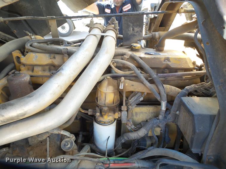 image for item DD1125 1997 GMC T6500 road striper truck