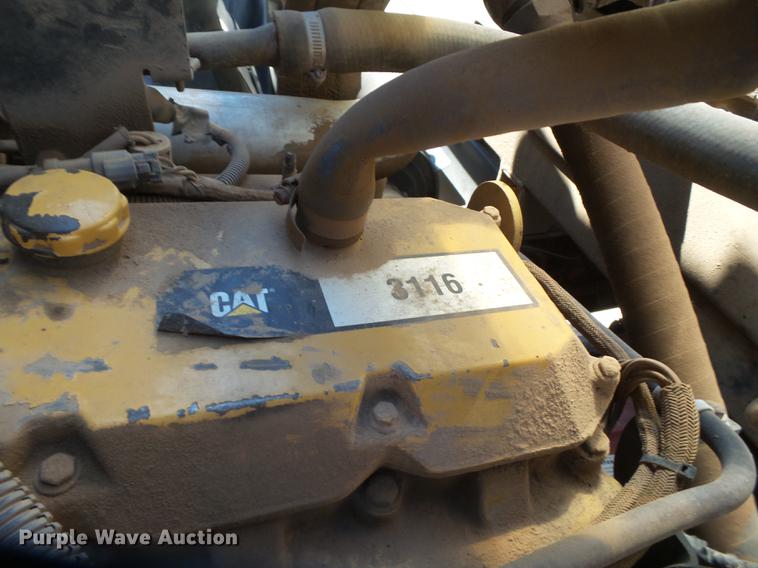 image for item DD1125 1997 GMC T6500 road striper truck