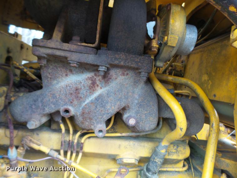 image for item DD2385 1985 John Deere 455D track loader