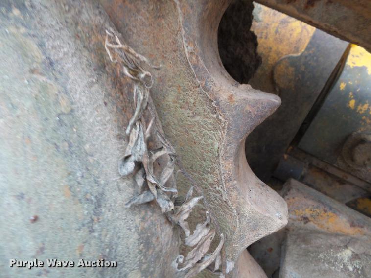 image for item DD2385 1985 John Deere 455D track loader