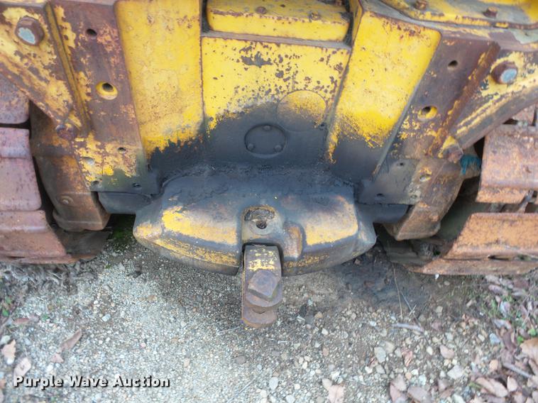 image for item DD2385 1985 John Deere 455D track loader