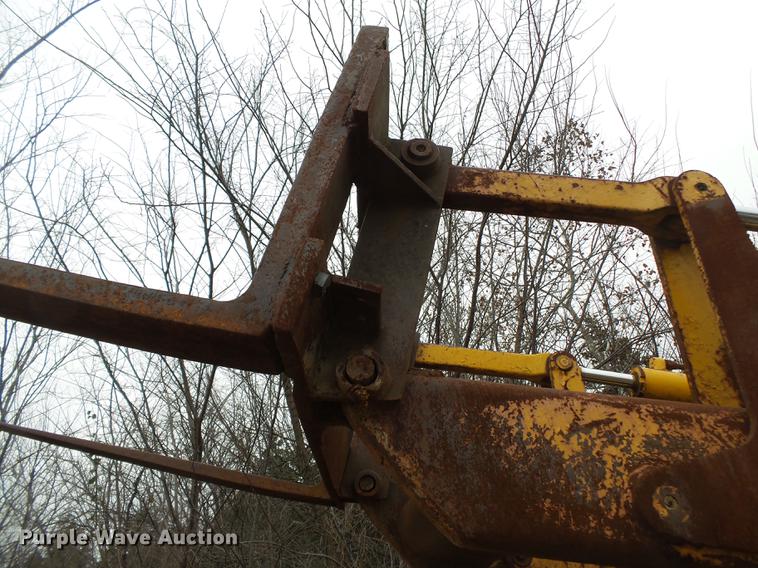 image for item DD2385 1985 John Deere 455D track loader