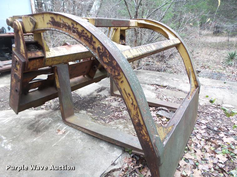 image for item DD2391 Loader grapple forks