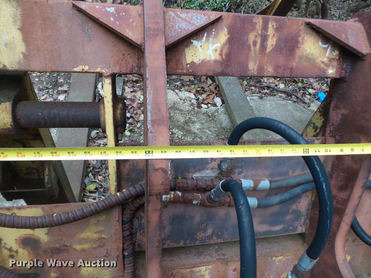 image for item DD2391 Loader grapple forks