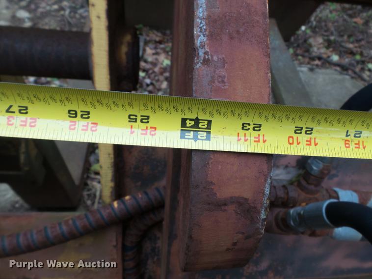 image for item DD2391 Loader grapple forks