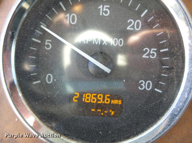 image for item DD2395 2008 Peterbilt 367 semi truck