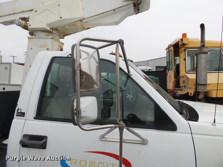 image for item DD2401 1995 GMC C3500 bucket truck