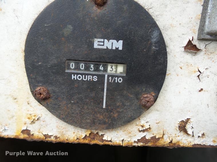 image for item DD2401 1995 GMC C3500 bucket truck