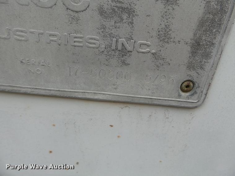 image for item DD2402 1995 Chevrolet Kodiak C6500 service truck with crane