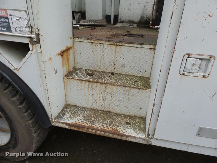 image for item DD2402 1995 Chevrolet Kodiak C6500 service truck with crane