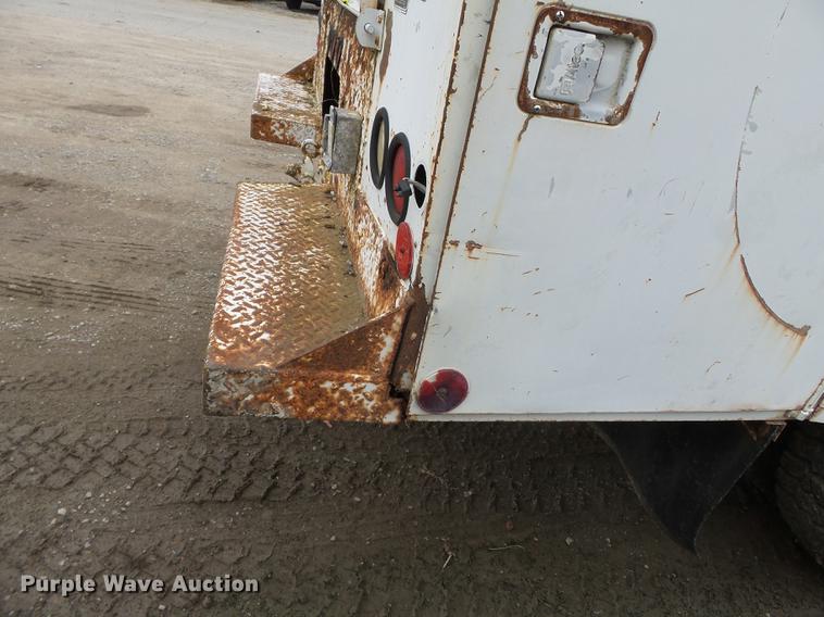 image for item DD2402 1995 Chevrolet Kodiak C6500 service truck with crane