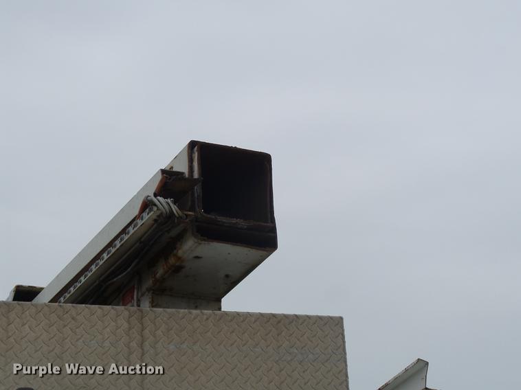 image for item DD2402 1995 Chevrolet Kodiak C6500 service truck with crane