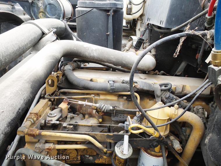 image for item DD2402 1995 Chevrolet Kodiak C6500 service truck with crane