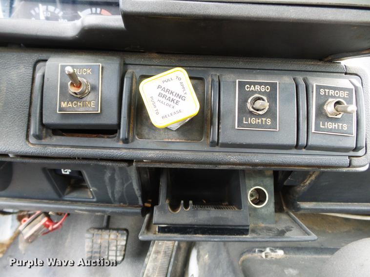 image for item DD2402 1995 Chevrolet Kodiak C6500 service truck with crane