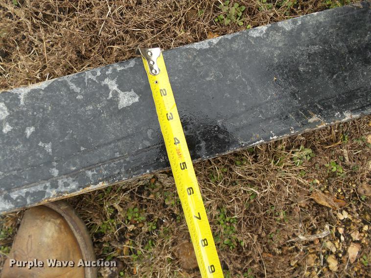 image for item DD2403 Clark GPX30 forklift