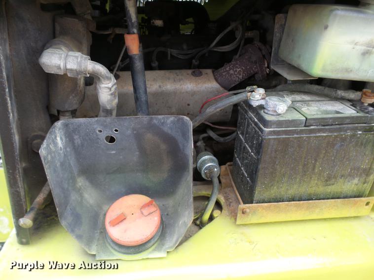 image for item DD2403 Clark GPX30 forklift