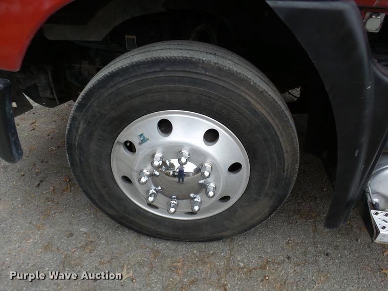 image for item DD2404 2011 Mack CXU613 dump truck