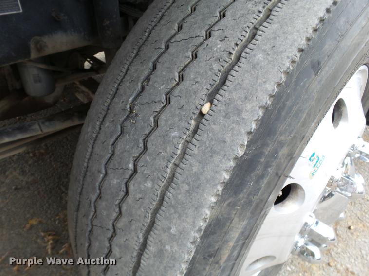 image for item DD2404 2011 Mack CXU613 dump truck