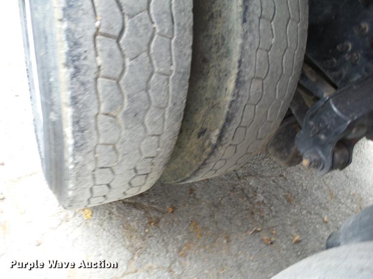 image for item DD2404 2011 Mack CXU613 dump truck