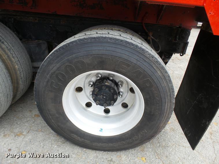 image for item DD2404 2011 Mack CXU613 dump truck