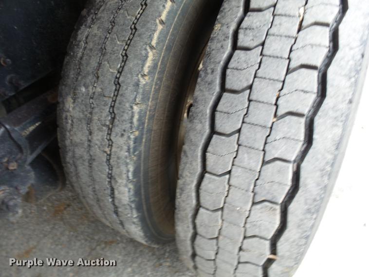 image for item DD2404 2011 Mack CXU613 dump truck