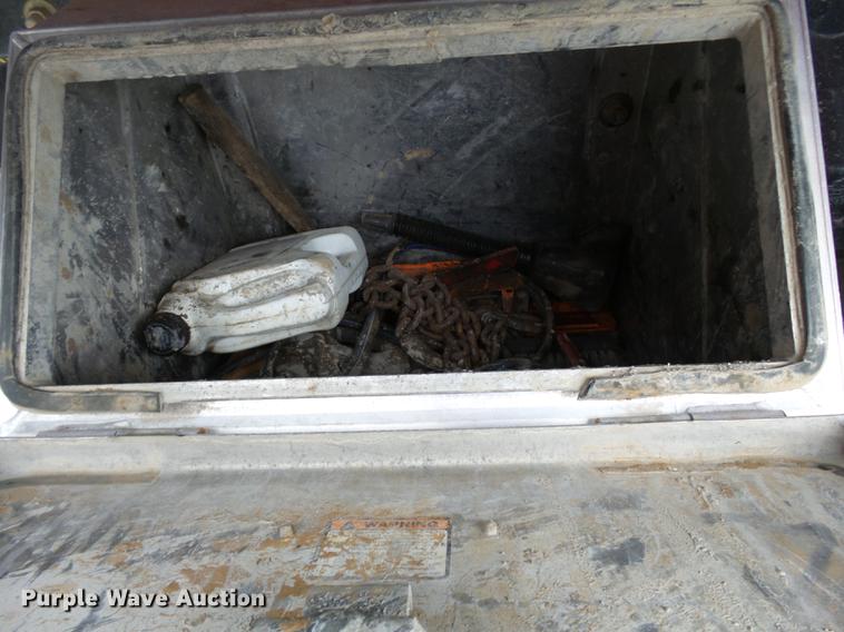 image for item DD2404 2011 Mack CXU613 dump truck