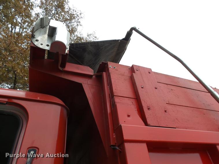 image for item DD2404 2011 Mack CXU613 dump truck