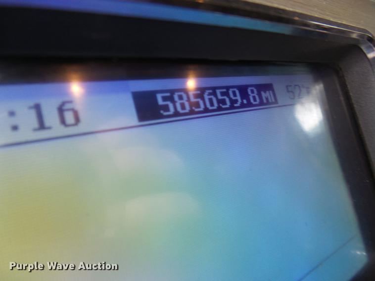 image for item DD2404 2011 Mack CXU613 dump truck