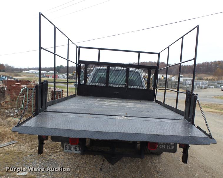 image for item DD2405 1996 Chevrolet 3500HD flatbed pickup truck