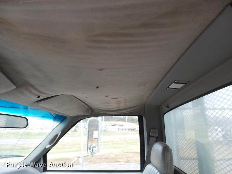 image for item DD2405 1996 Chevrolet 3500HD flatbed pickup truck