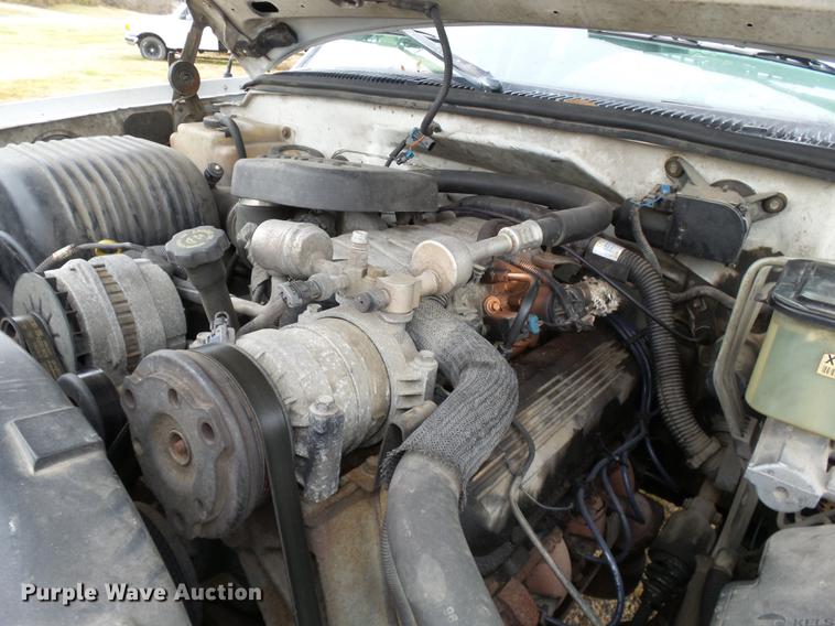 image for item DD2405 1996 Chevrolet 3500HD flatbed pickup truck