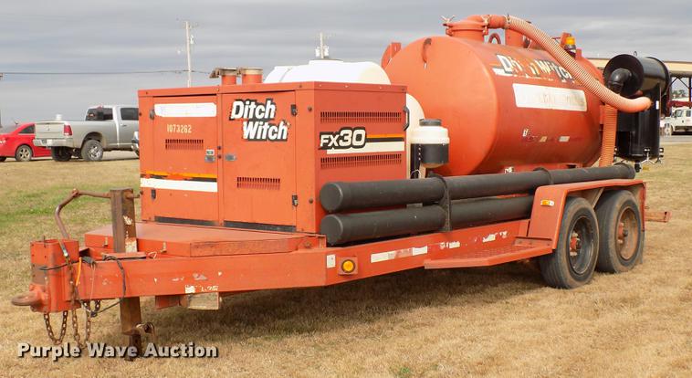 image for item DD3508 2008 Ditch Witch FX30 vacuum excavator