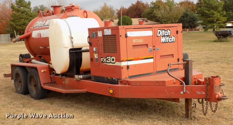 image for item DD3508 2008 Ditch Witch FX30 vacuum excavator