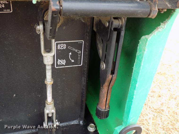 image for item DD3525 2013 Toro MB1600 power buggy