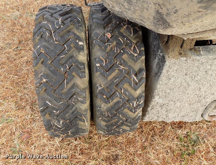 image for item DD3525 2013 Toro MB1600 power buggy