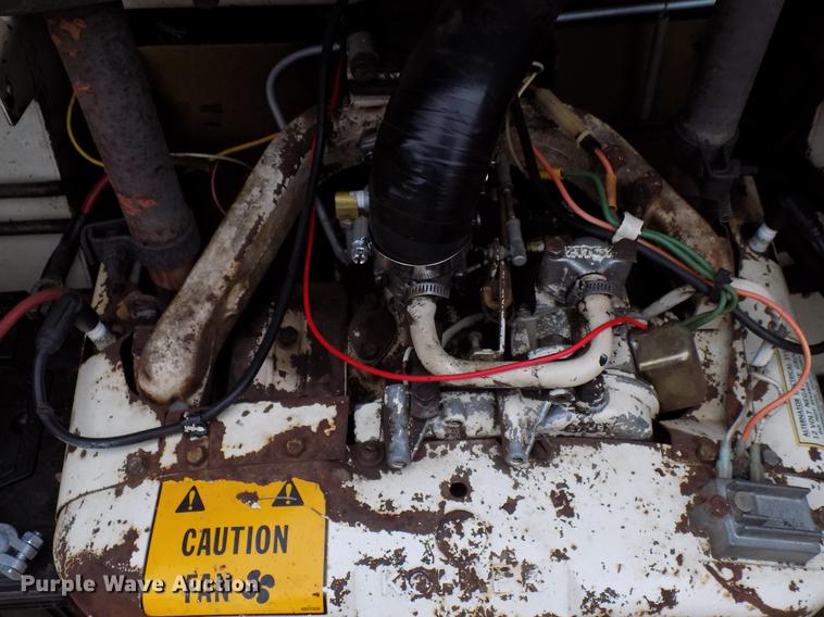 image for item DD3533 1977 Bobcat 530 skid steer