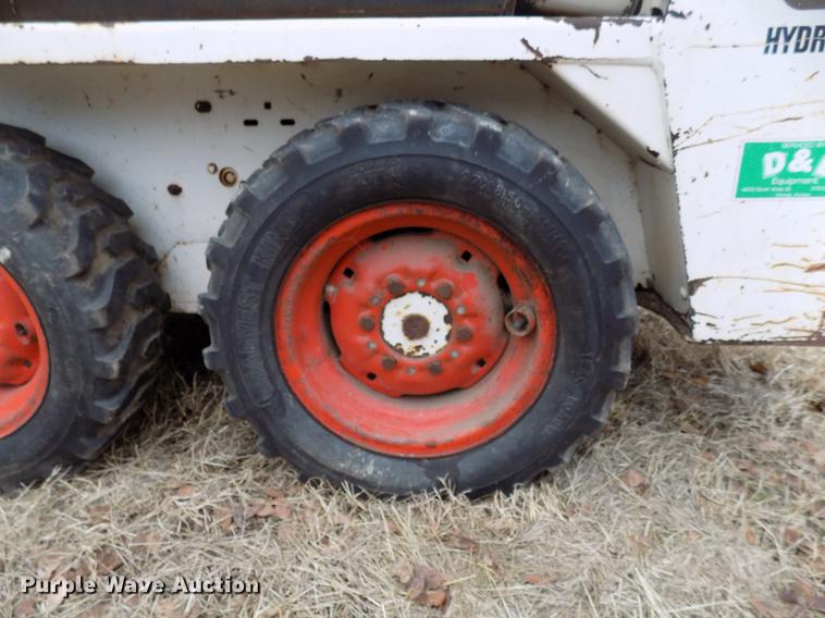 image for item DD3533 1977 Bobcat 530 skid steer