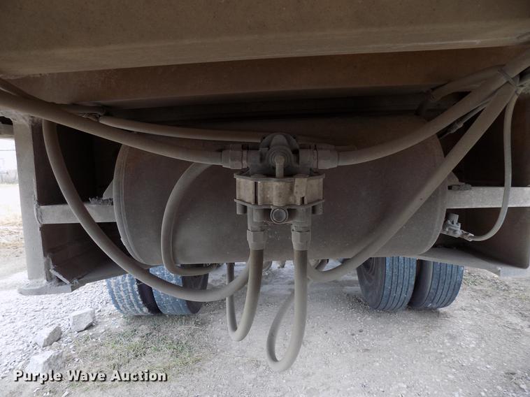 image for item DD3549 1994 Vantage SV-102 end dump trailer