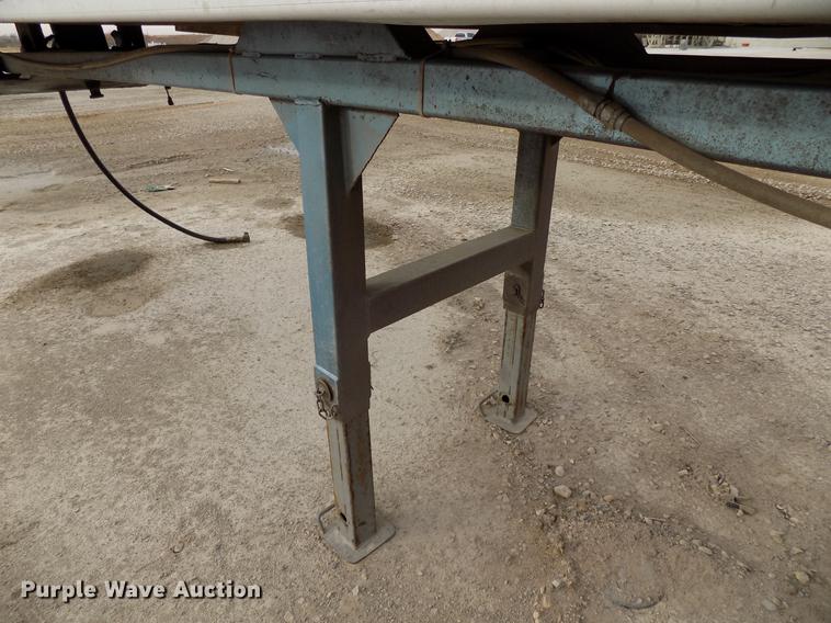 image for item DD3549 1994 Vantage SV-102 end dump trailer