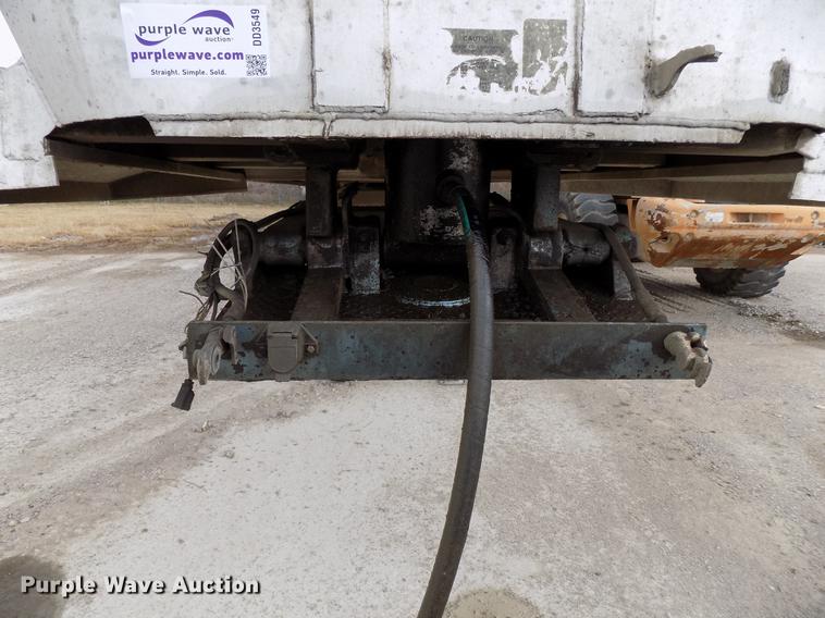 image for item DD3549 1994 Vantage SV-102 end dump trailer